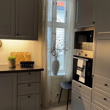 Appartement In The Center With Terrace And Parking! Flekkefjord